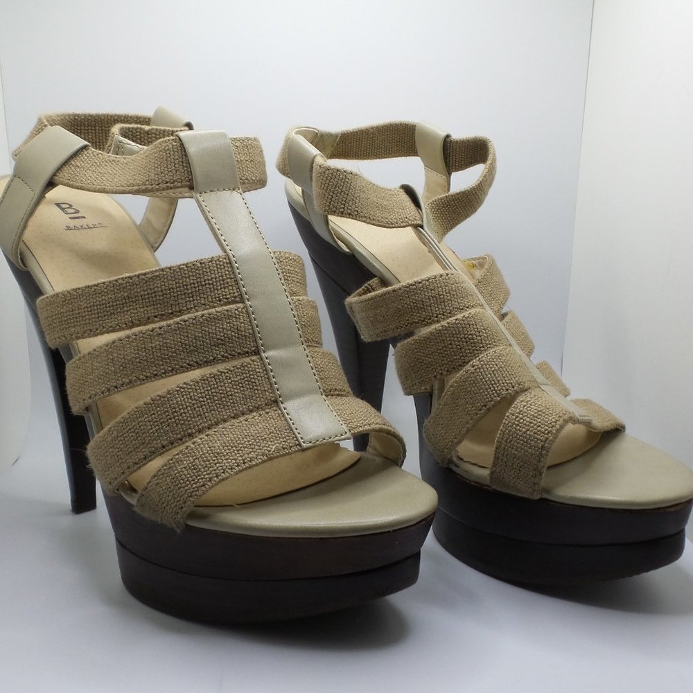 Women's Size 8 Beige Heels